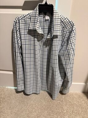 Mizzen+Main White Button-Down Shirt with Blue Windowpane Check